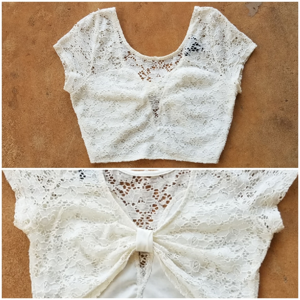 FOREVER 21 Top/Blouse